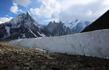 k2 base camp khaiyrut peak climb