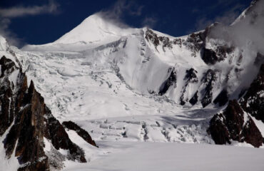 khurdopin la pass trek