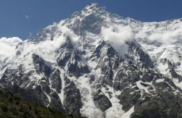 k2 base camp khaiyrut peak climb